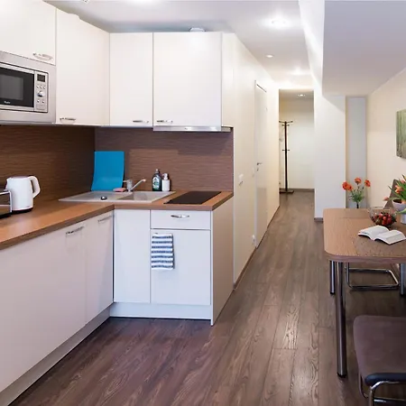 Your Apartment. Apartamento *